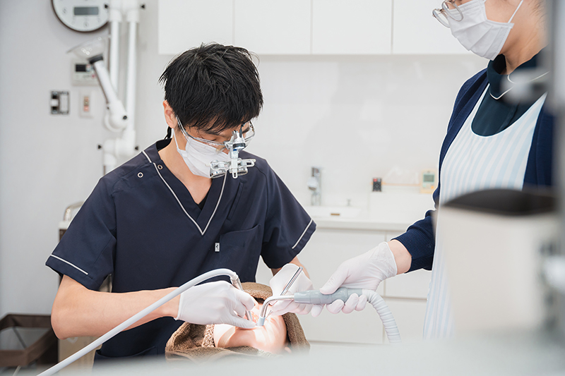 豊富な経験で安心の口腔外科治療